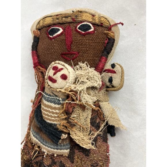 Peruvian Cloth Burial Doll & Babies Ancestor Remembrance Chancay Vintage 10” - Picture 2 of 5